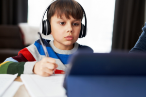 Enseigner le FLE à des enfants en ligne